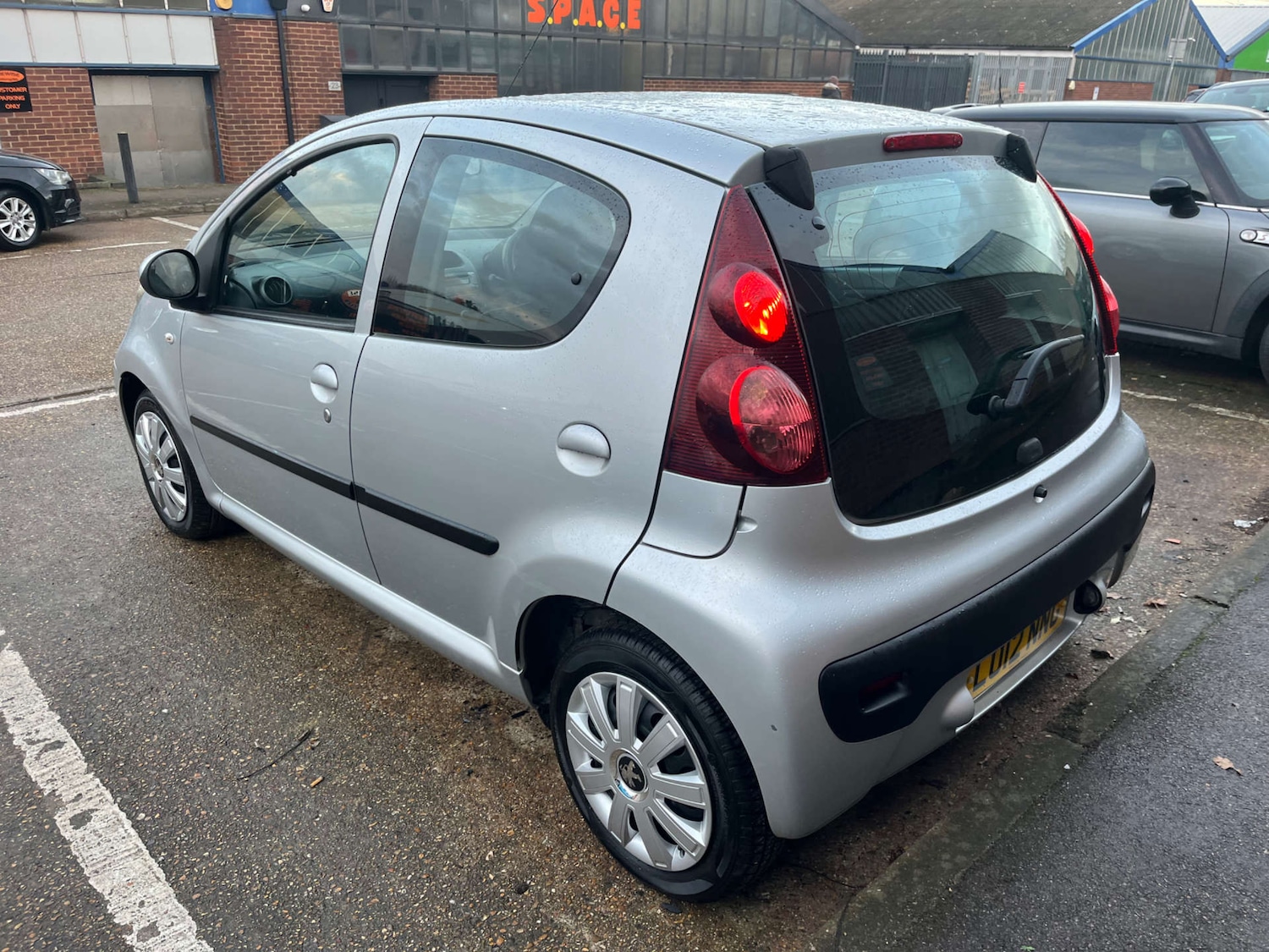 Used Peugeot 107 2012 for sale - 77594806: Photo 2