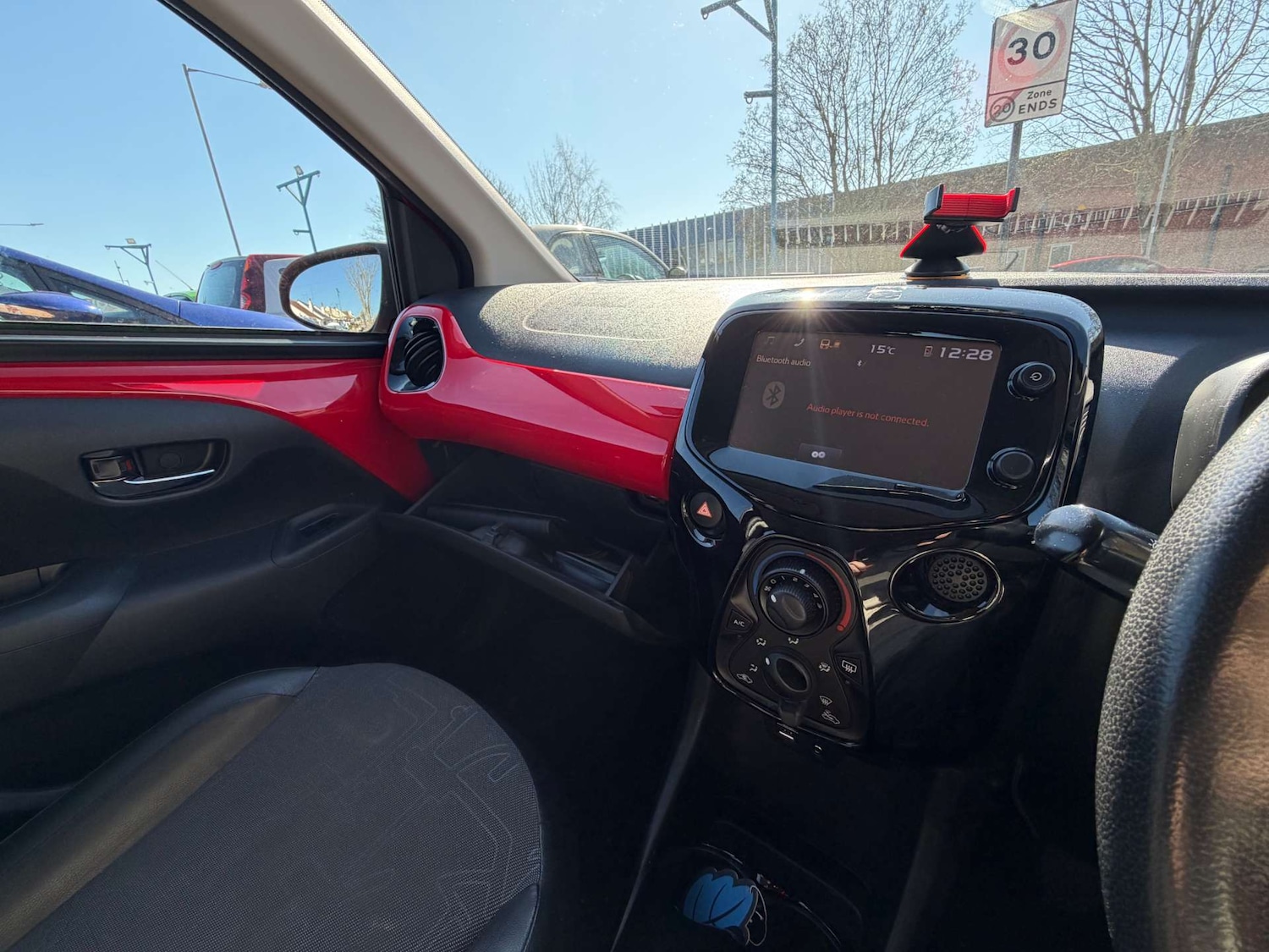 Used Toyota AYGO 2016 for sale - 77933996: Photo 12