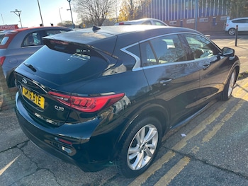 Used Infiniti Q30 2016 for sale - 76706743: Photo