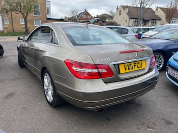 Used Mercedes-Benz E Class 2011 for sale - 79720553: Photo