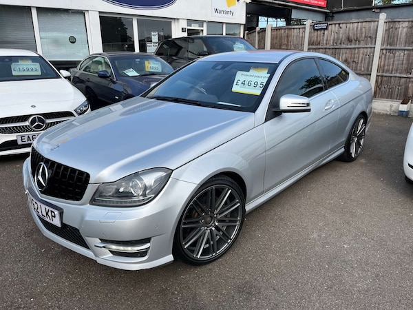 Used Mercedes-Benz C-Class 2012 for sale - 75594550: Photo 3
