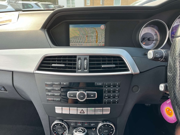 Used Mercedes-Benz C-Class 2012 for sale - 75594550: Photo 8