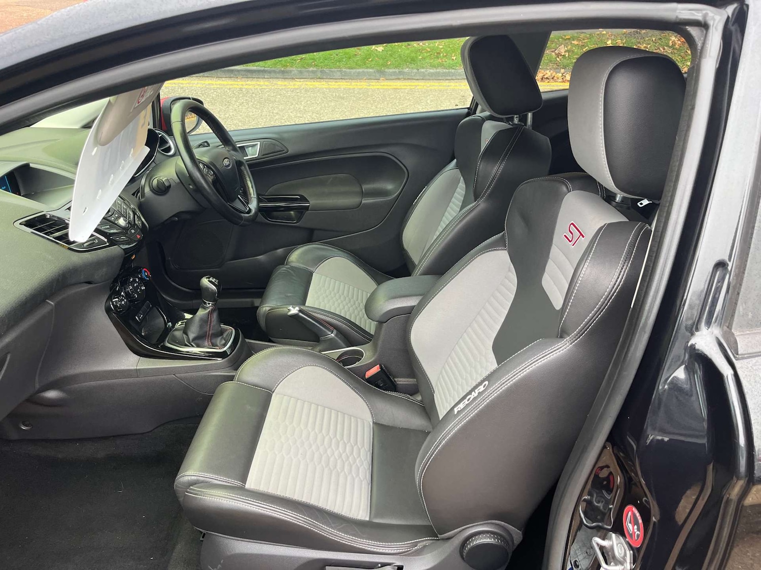 Used Ford Fiesta 2014 for sale - 77976961: Photo 10