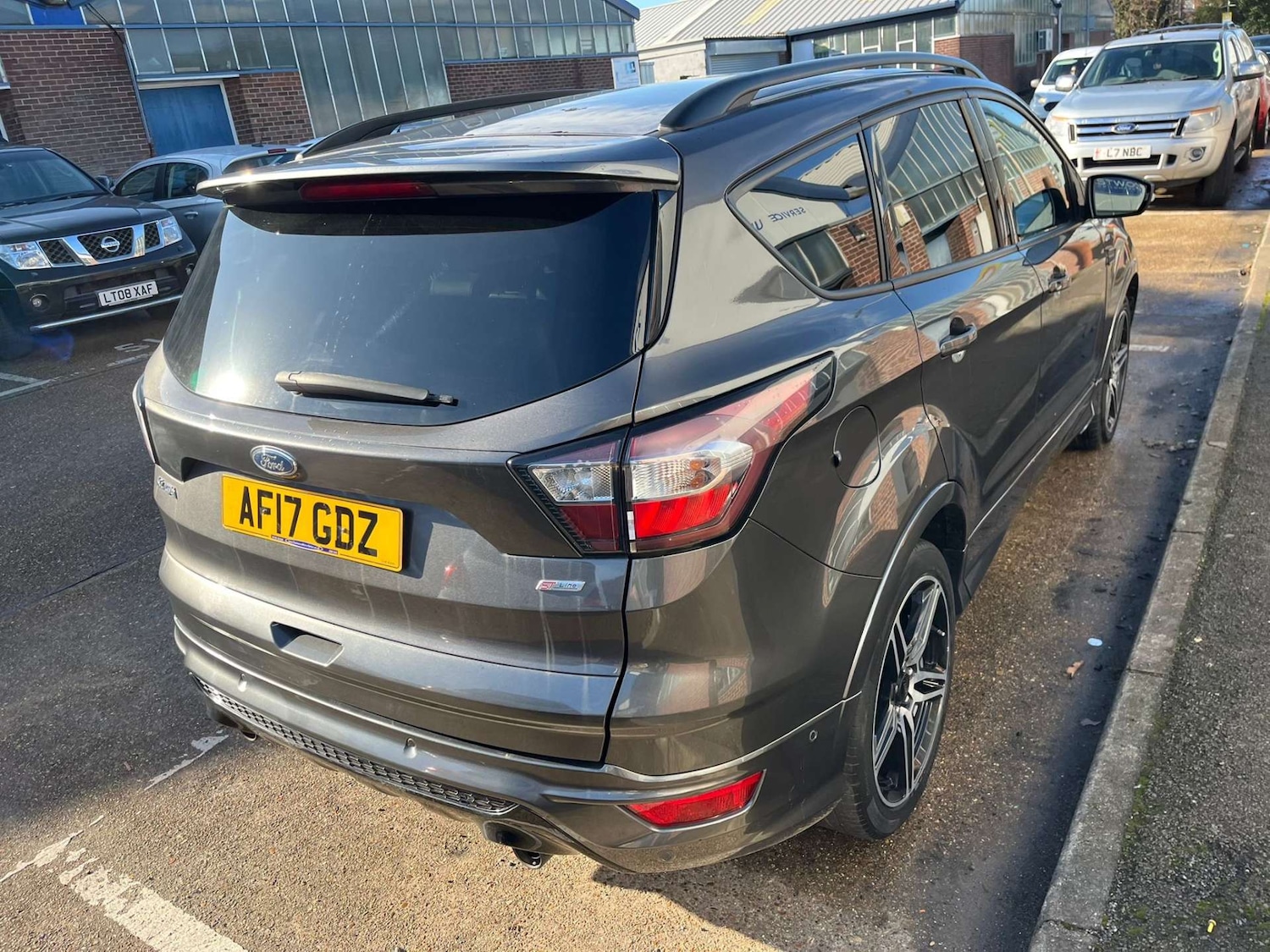 Used Ford Kuga 2017 for sale - 77406070: Photo 2