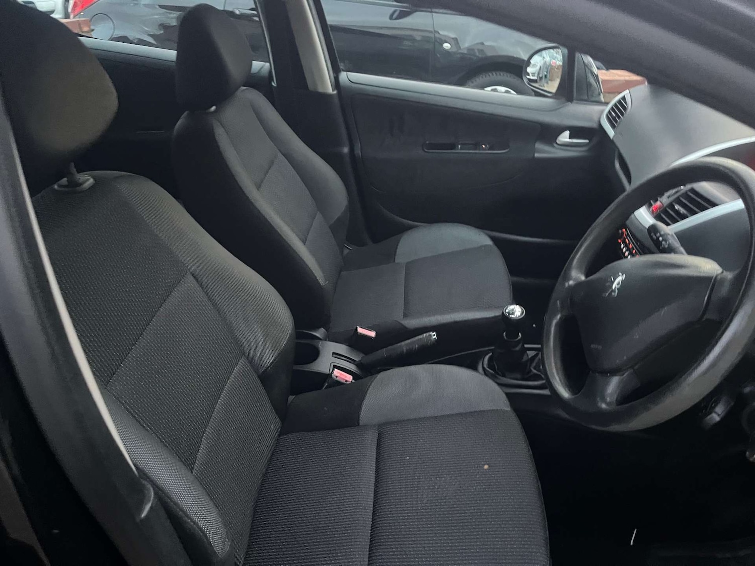 Used Peugeot 207 2009 for sale - 76533567: Photo 10