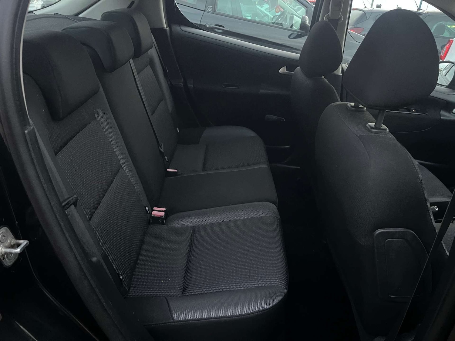 Used Peugeot 207 2009 for sale - 76533567: Photo 11