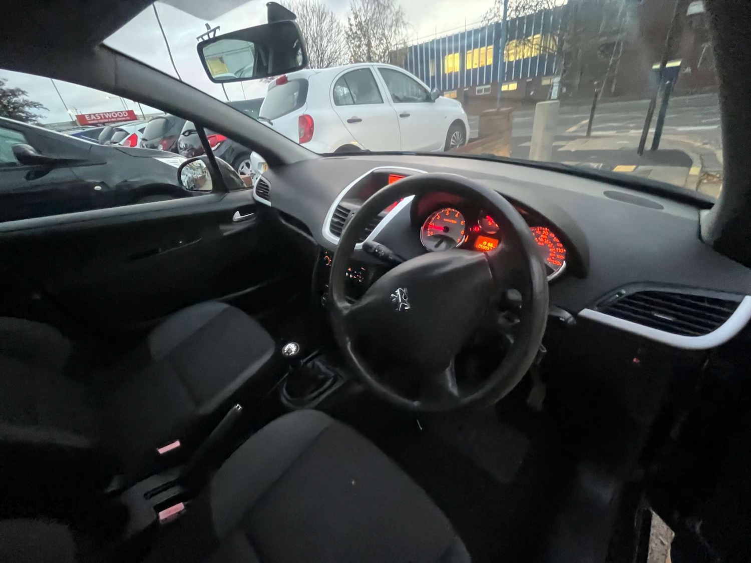 Used Peugeot 207 2009 for sale - 76533567: Photo 8