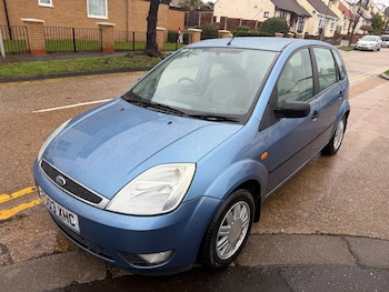 Used Ford Fiesta 2003 for sale - 77139201: Photo