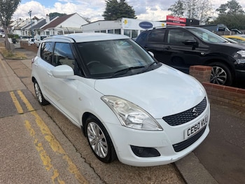 Used Suzuki Swift 2010 for sale - 79571674: Photo