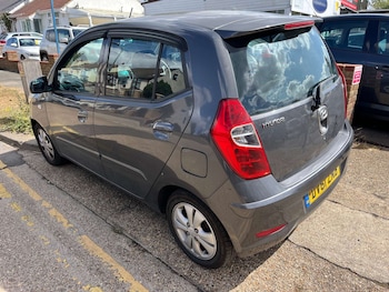 Used Hyundai i10 2011 for sale - 79605807: Photo