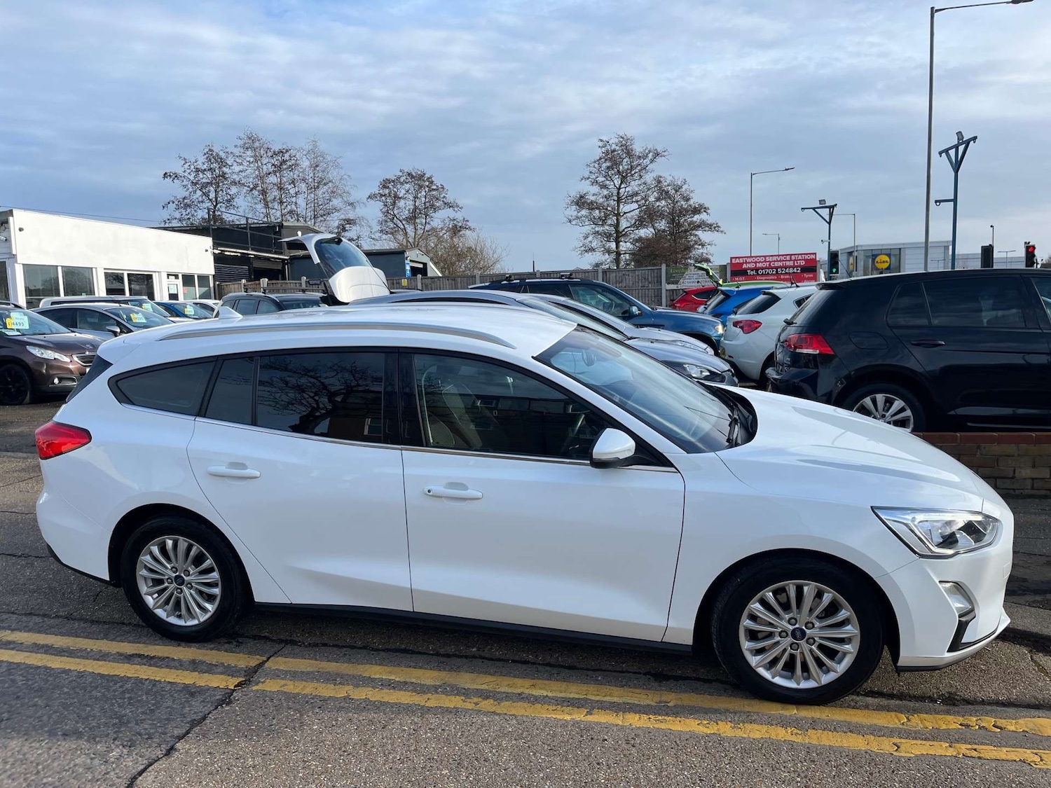 Used Ford Focus 2019 for sale - 76005153: Photo 3