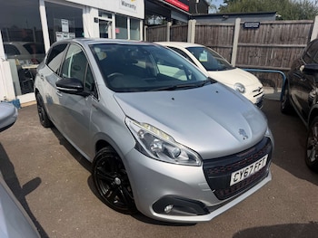 Used Peugeot 208 2017 for sale - 79283692: Photo