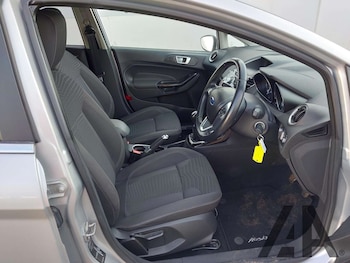 Used Ford Fiesta 2013 for sale - 77220986: Photo