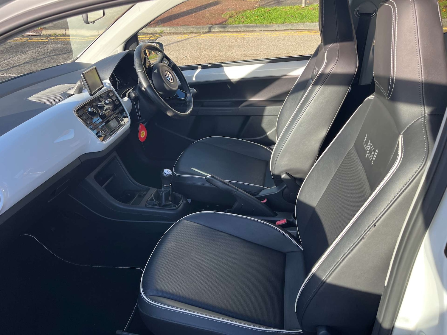 Used Volkswagen up! 2013 for sale - 76429328: Photo 10