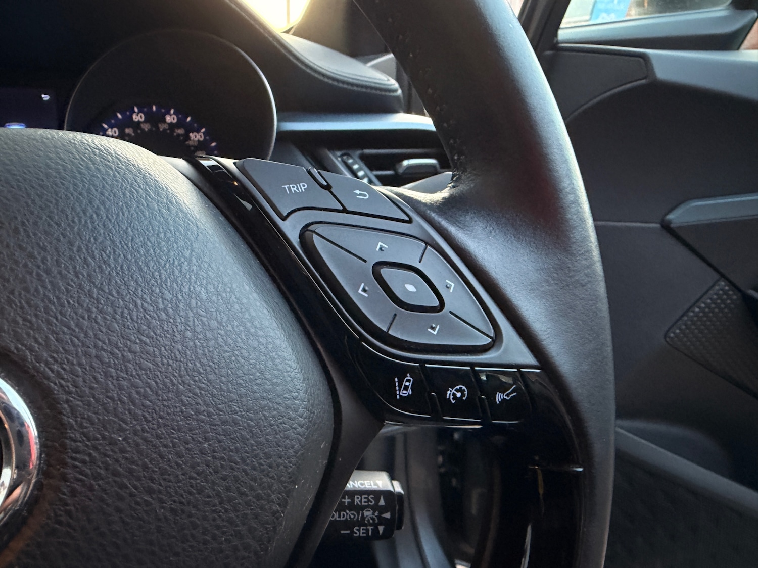 Used Toyota C-HR 2020 for sale - 77522175: Photo 25