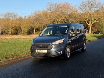 Ford Grand Tourneo Connect feature image