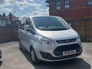 Used Ford Tourneo Custom 2018 for sale - 74970412: Photo