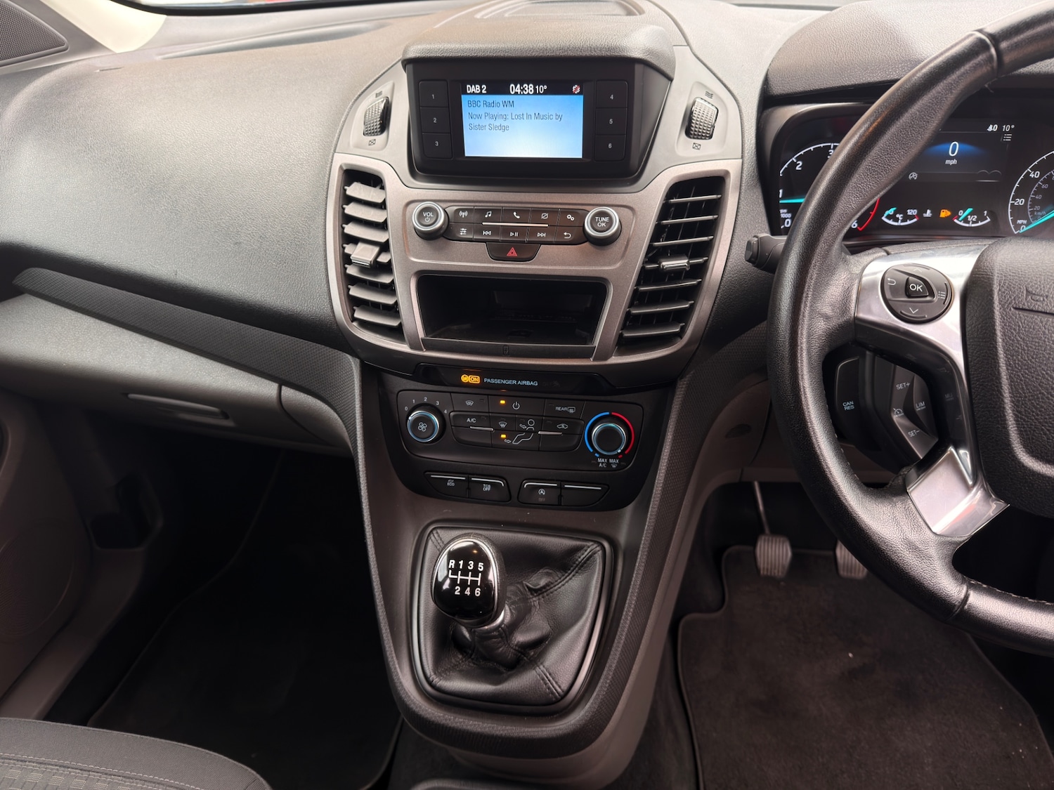 Used Ford Grand Tourneo Connect 2019 for sale - 77845060: Photo 14
