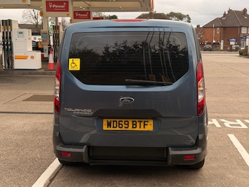 Used Ford Grand Tourneo Connect 2019 for sale - 77845060: Photo