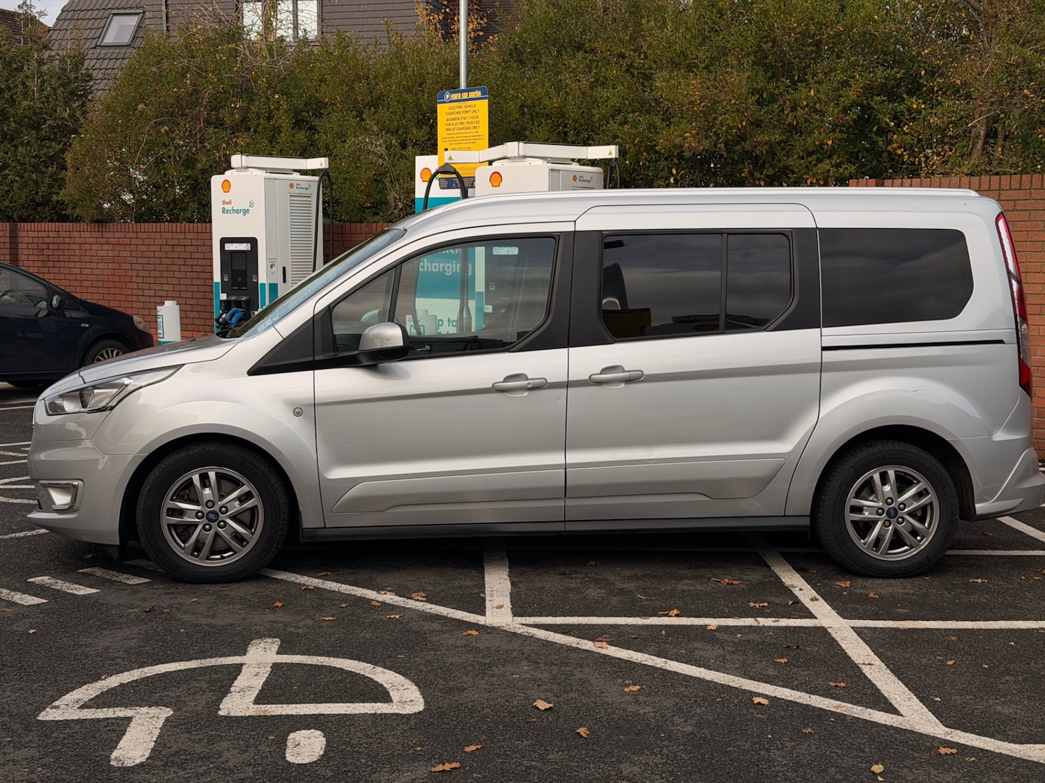 Used Ford Grand Tourneo Connect 2019 for sale - 77640179: Photo 3