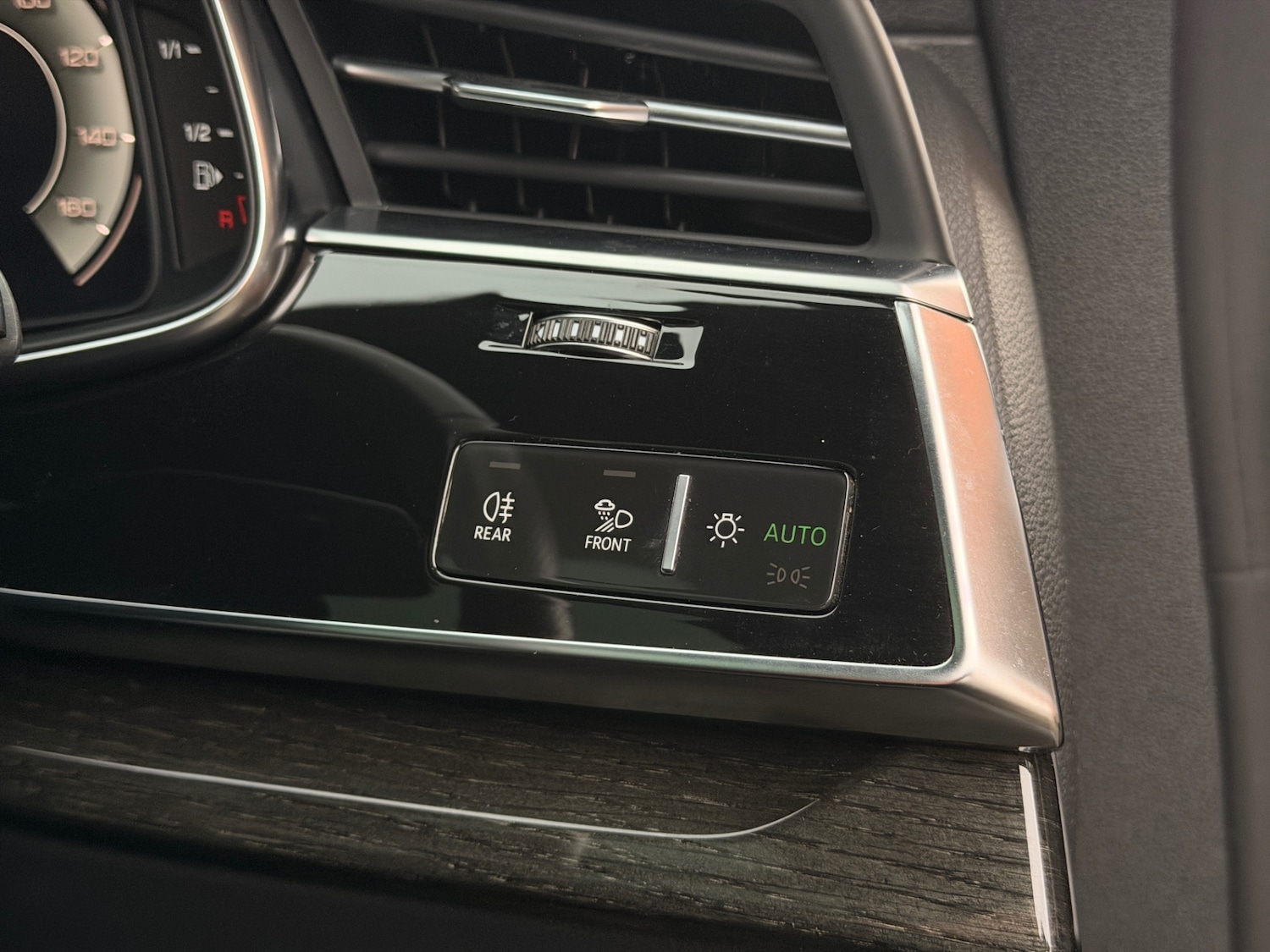 Used Audi Q8 2021 for sale - 77370742: Photo 18