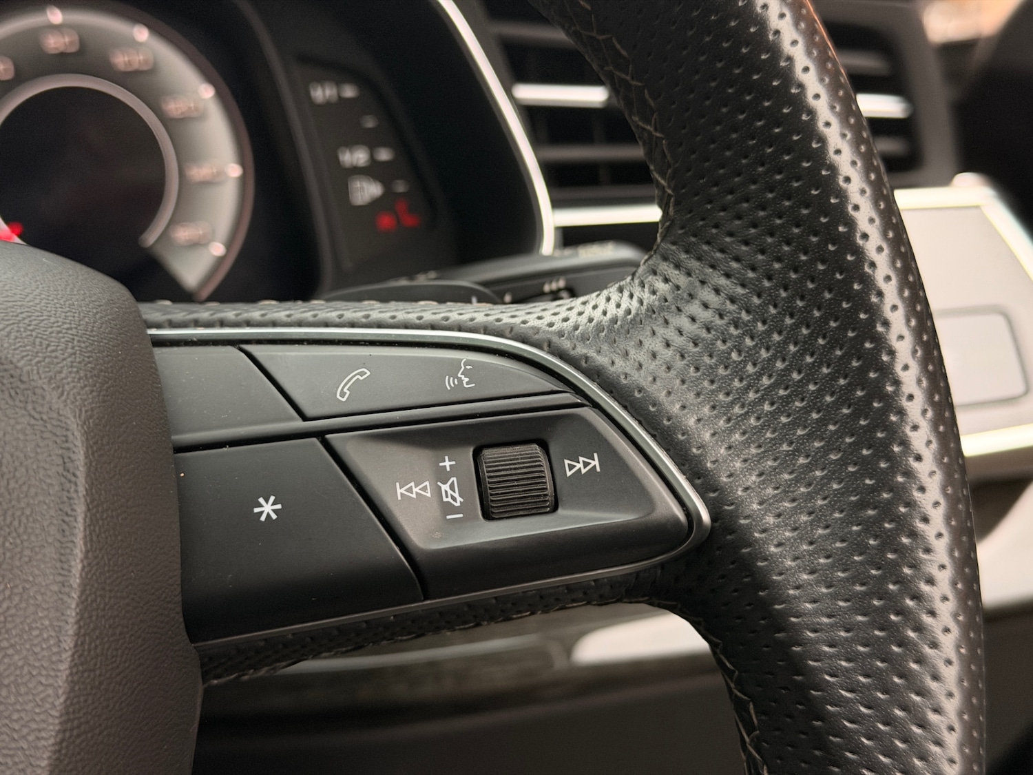 Used Audi Q8 2021 for sale - 77370742: Photo 19