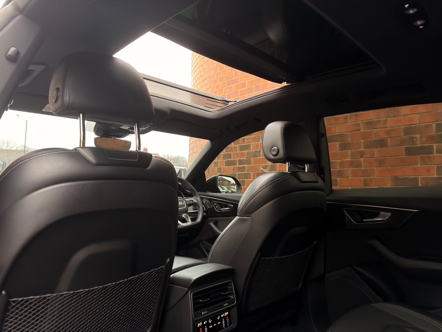 Used Audi Q8 2021 for sale - 77370742: Photo 44