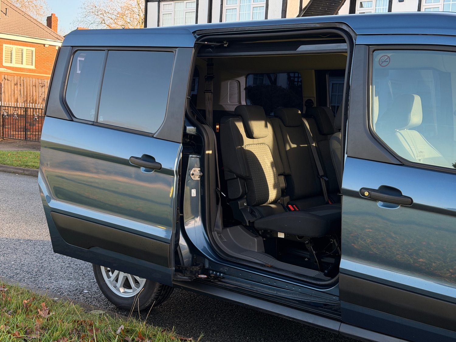 Used Ford Grand Tourneo Connect 2019 for sale - 76565417: Photo 9