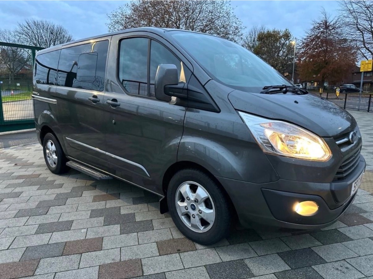 Used Ford Tourneo Custom 2017 for sale - 77152248: Photo 4