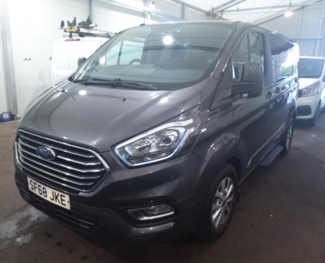 Used Ford Tourneo Custom 2018 for sale - 76763534: Photo 1