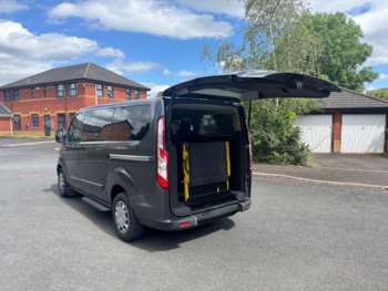 Used Ford Tourneo Custom 2017 for sale - 75045858: Photo