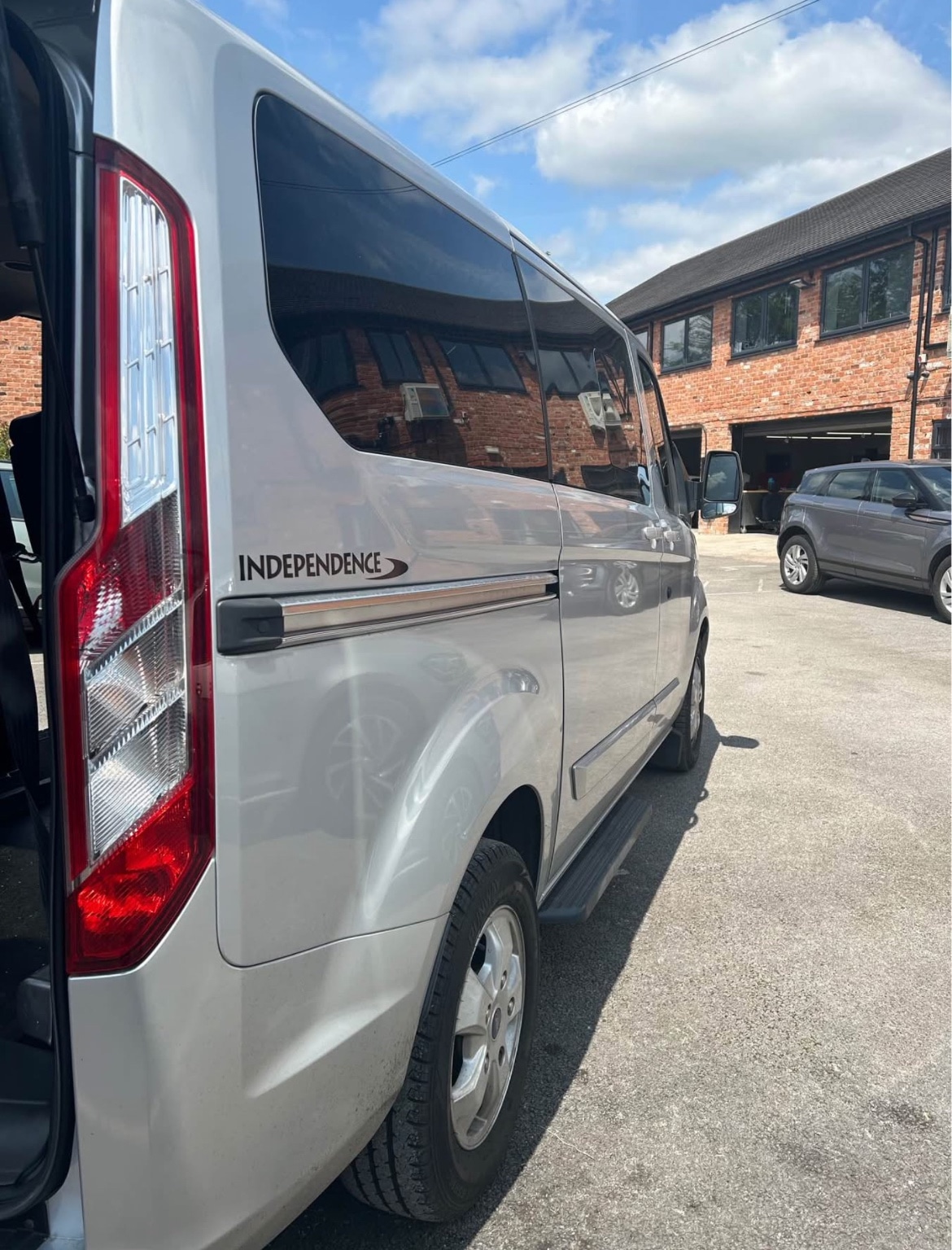 Used Ford Tourneo Custom 2018 for sale - 76544632: Photo 4