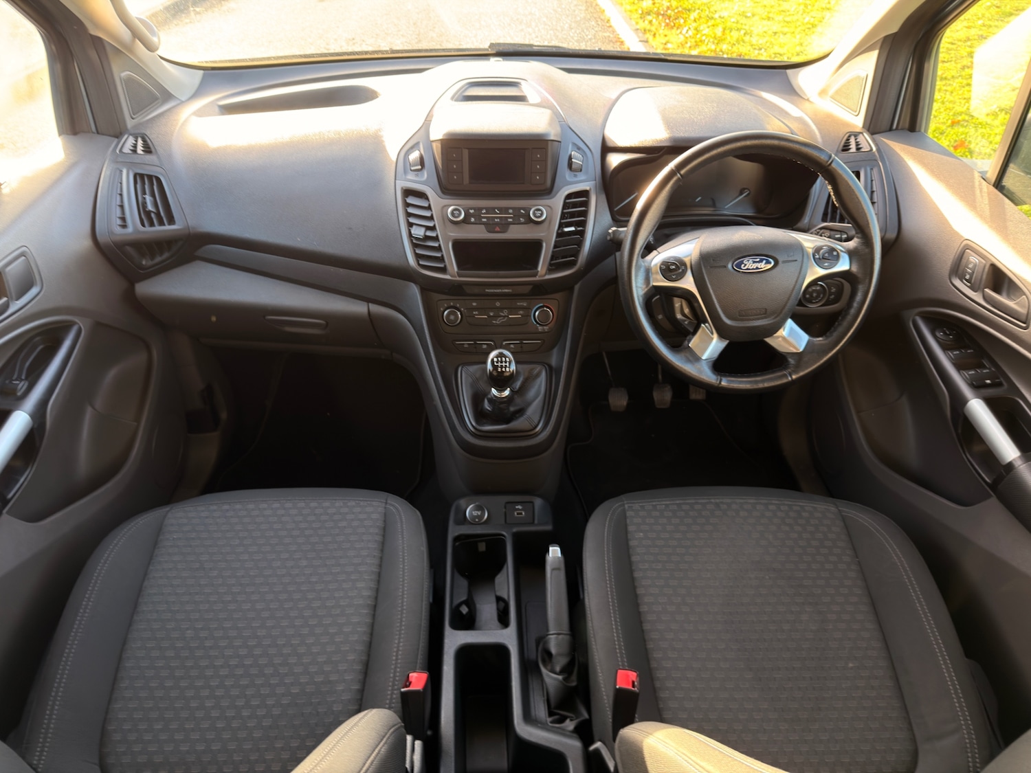 Used Ford Grand Tourneo Connect 2019 for sale - 77032837: Photo 11