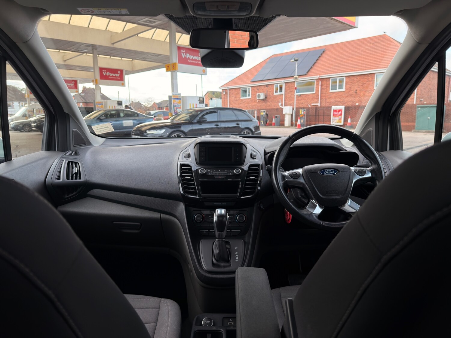 Used Ford Grand Tourneo Connect 2019 for sale - 76479502: Photo 19