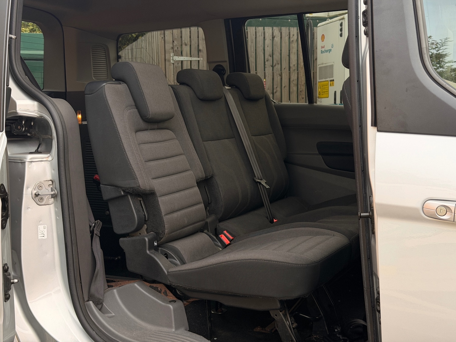 Used Ford Grand Tourneo Connect 2019 for sale - 76479502: Photo 22