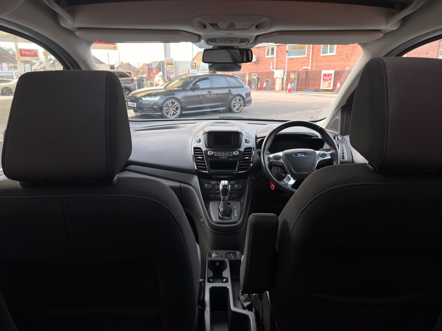 Used Ford Grand Tourneo Connect 2019 for sale - 76479502: Photo 24