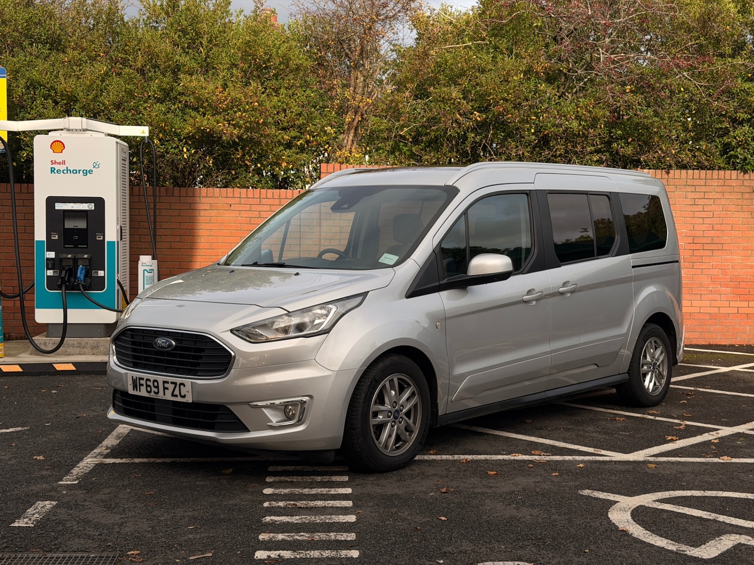 Used Ford Grand Tourneo Connect 2019 for sale - 76479502: Photo 5