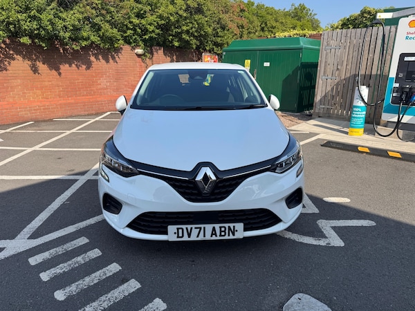 Used Renault Clio 2021 for sale - 75558658: Photo 2