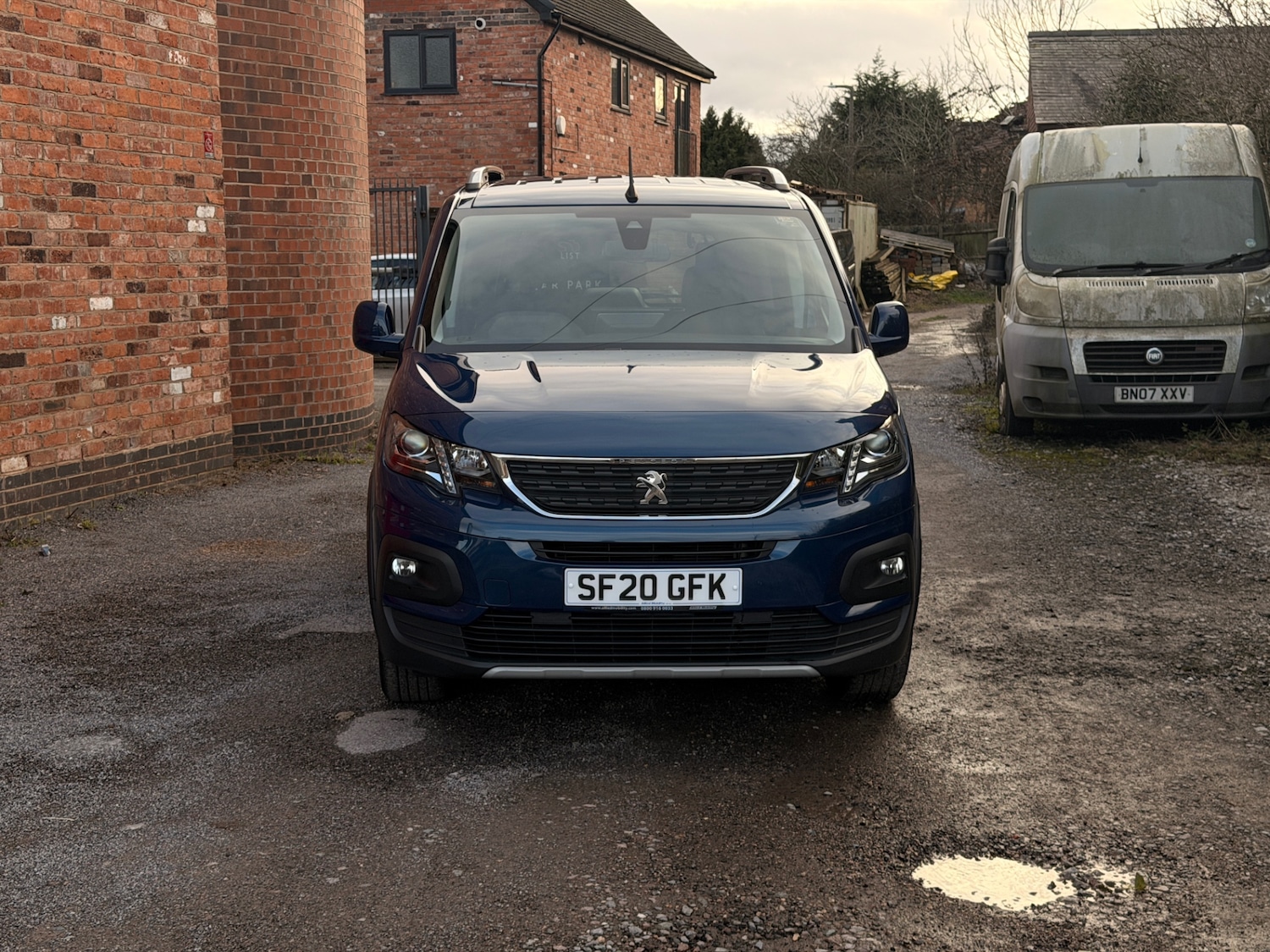 Used Peugeot Rifter 2020 for sale - 77261469: Photo 1