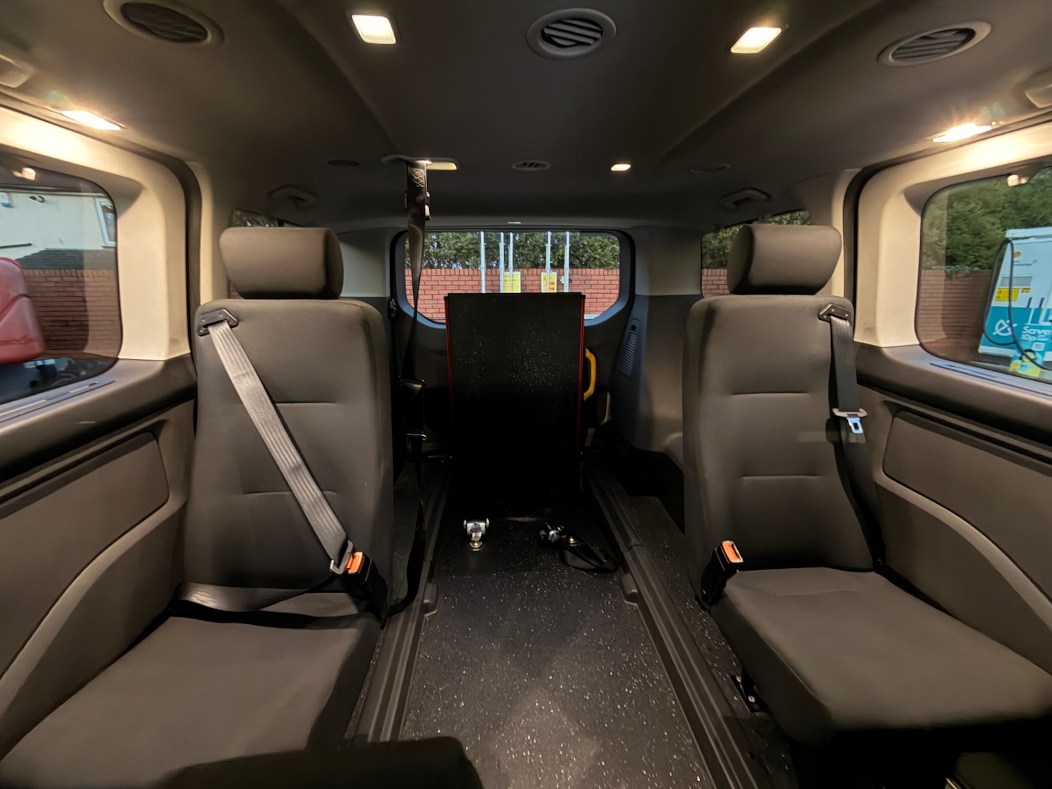 Used Ford Tourneo Custom 2018 for sale - 77208749: Photo 16