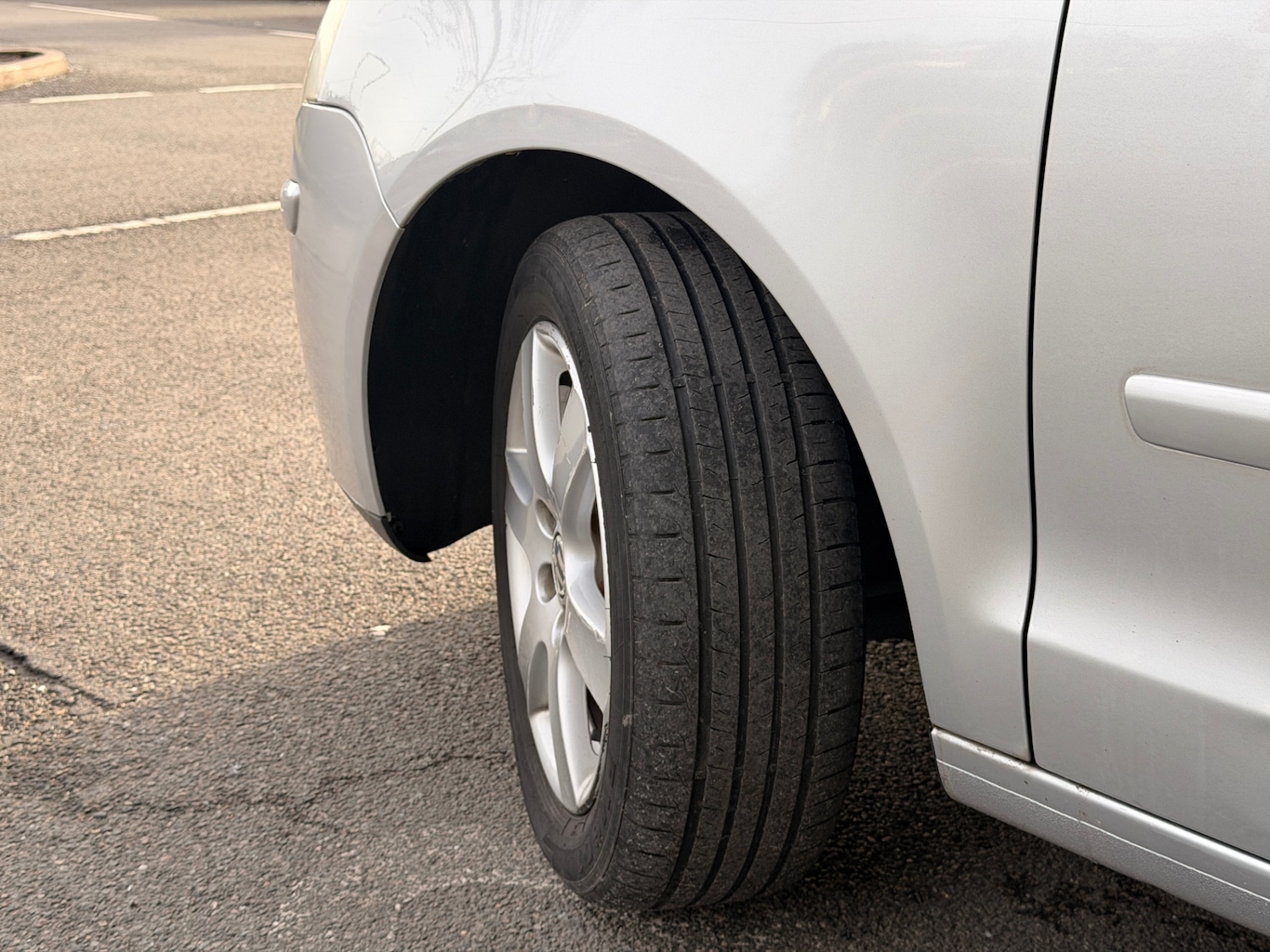 Used Volkswagen Polo 2009 for sale - 77556097: Photo 11