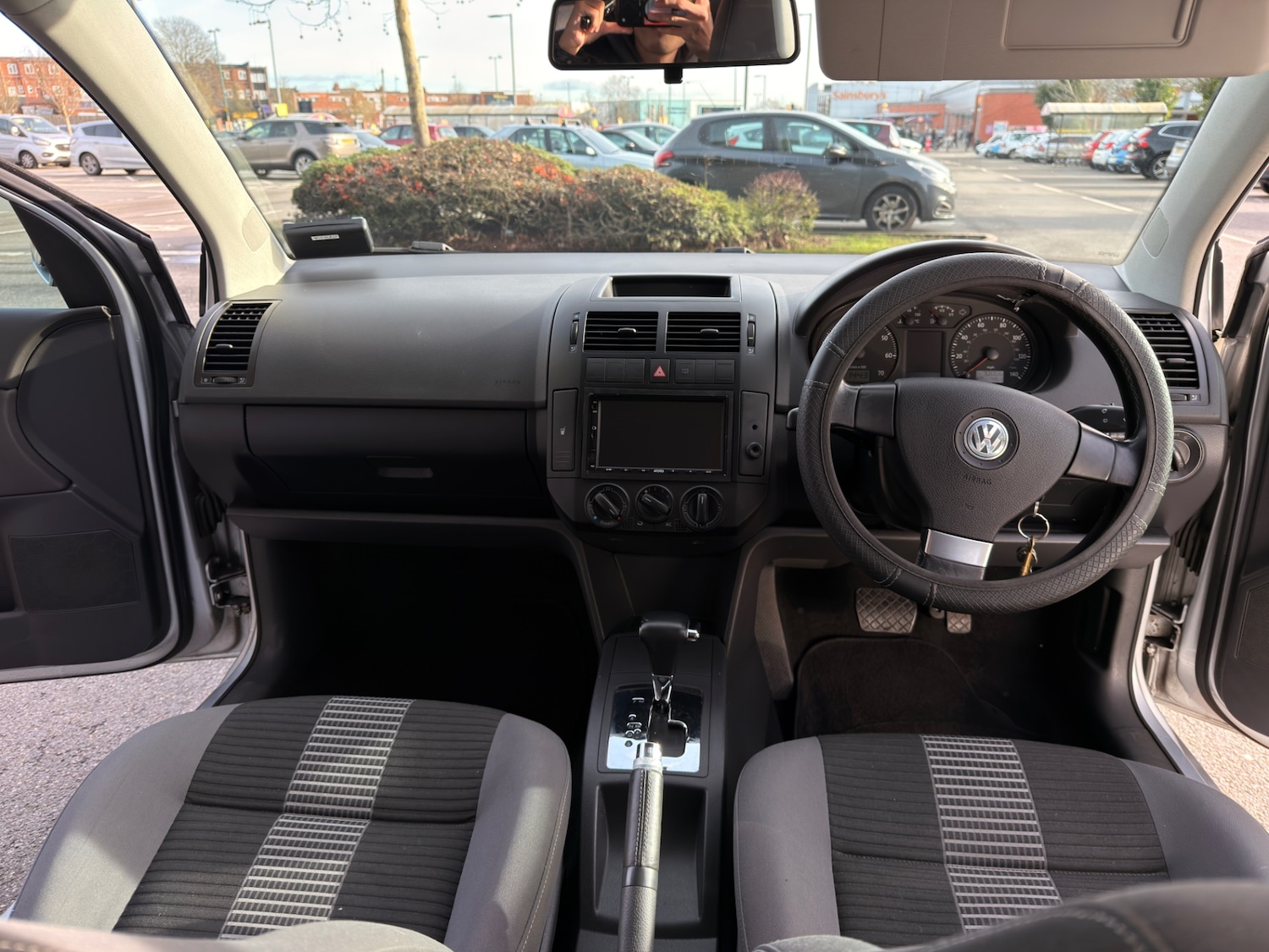 Used Volkswagen Polo 2009 for sale - 77556097: Photo 14