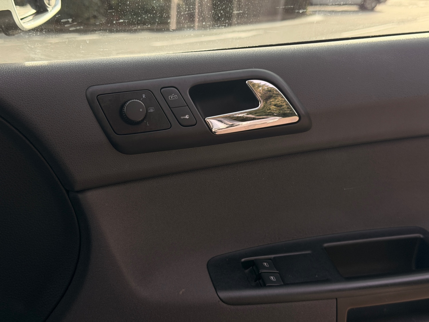 Used Volkswagen Polo 2009 for sale - 77556097: Photo 26