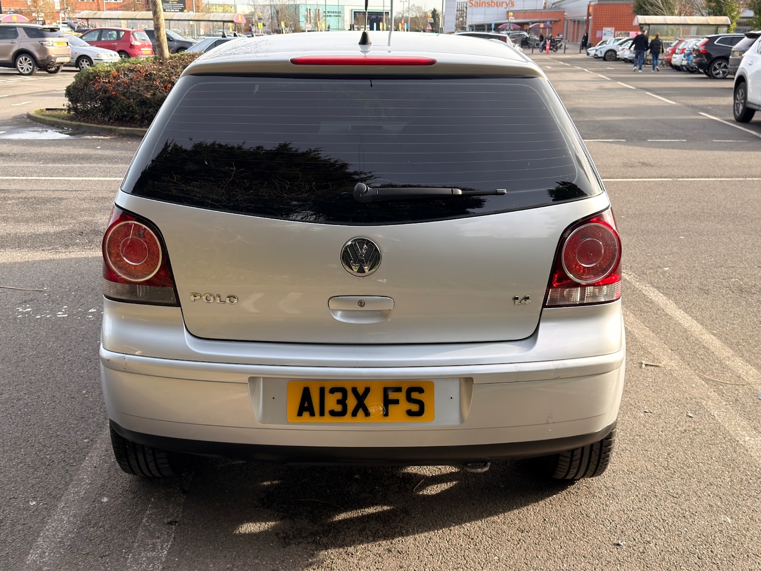 Used Volkswagen Polo 2009 for sale - 77556097: Photo 4