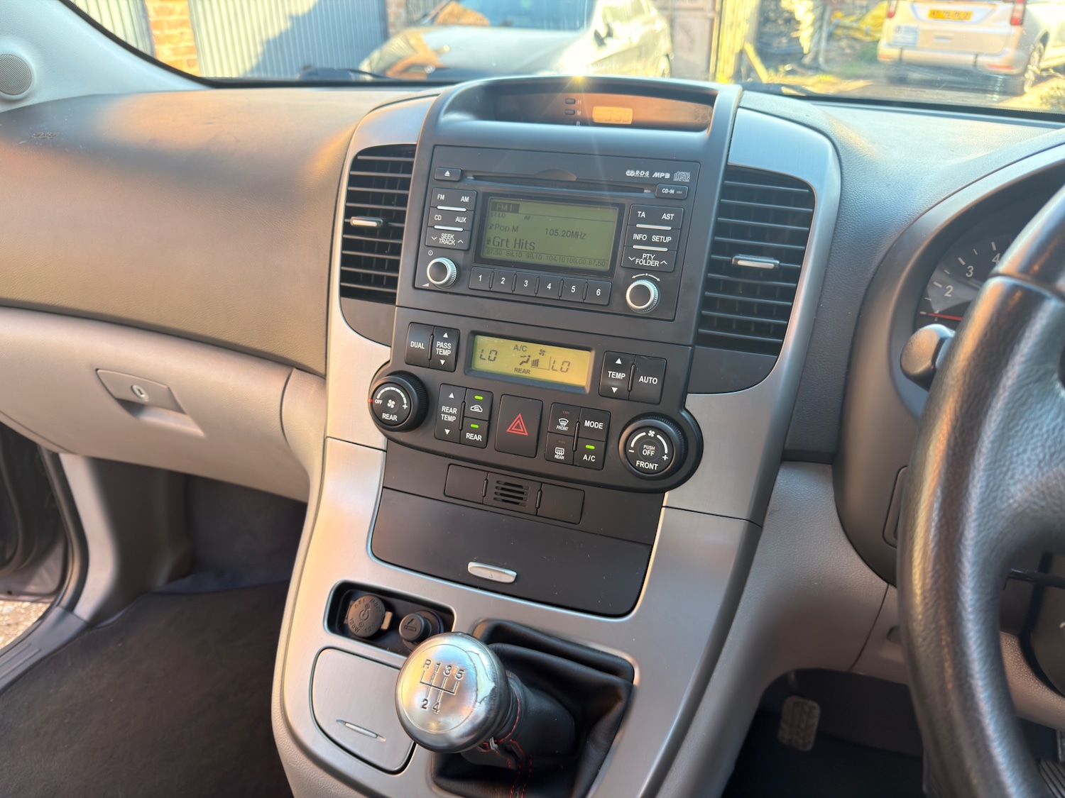 Used Kia Sedona 2009 for sale - 77934755: Photo 16