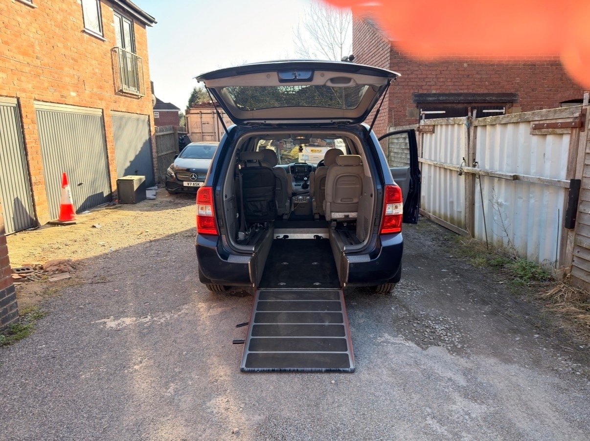 Used Kia Sedona 2009 for sale - 77934755: Photo 3