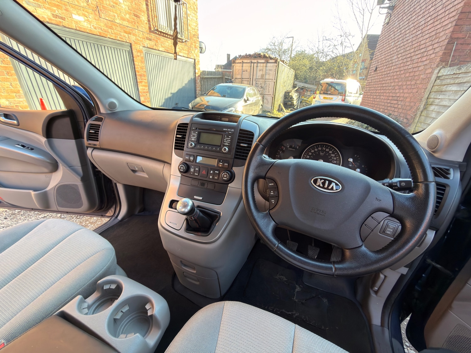 Used Kia Sedona 2009 for sale - 77934755: Photo 8