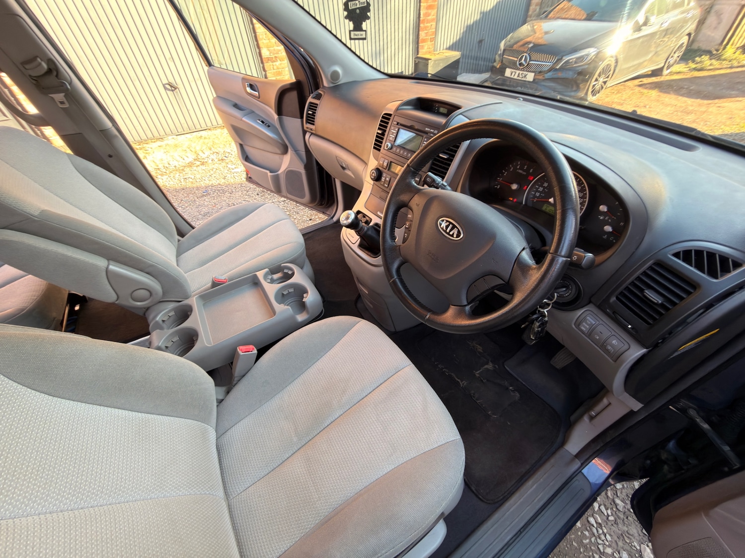 Used Kia Sedona 2009 for sale - 77934755: Photo 9