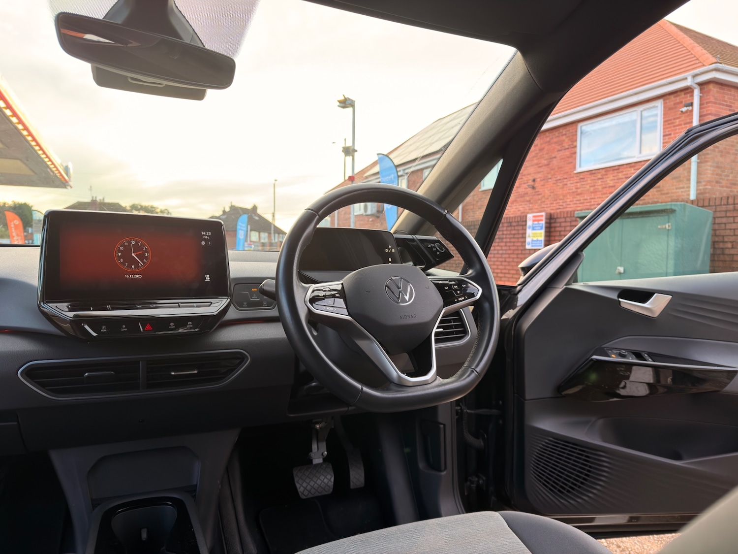 Used Volkswagen ID.3 2023 for sale - 76960742: Photo 16