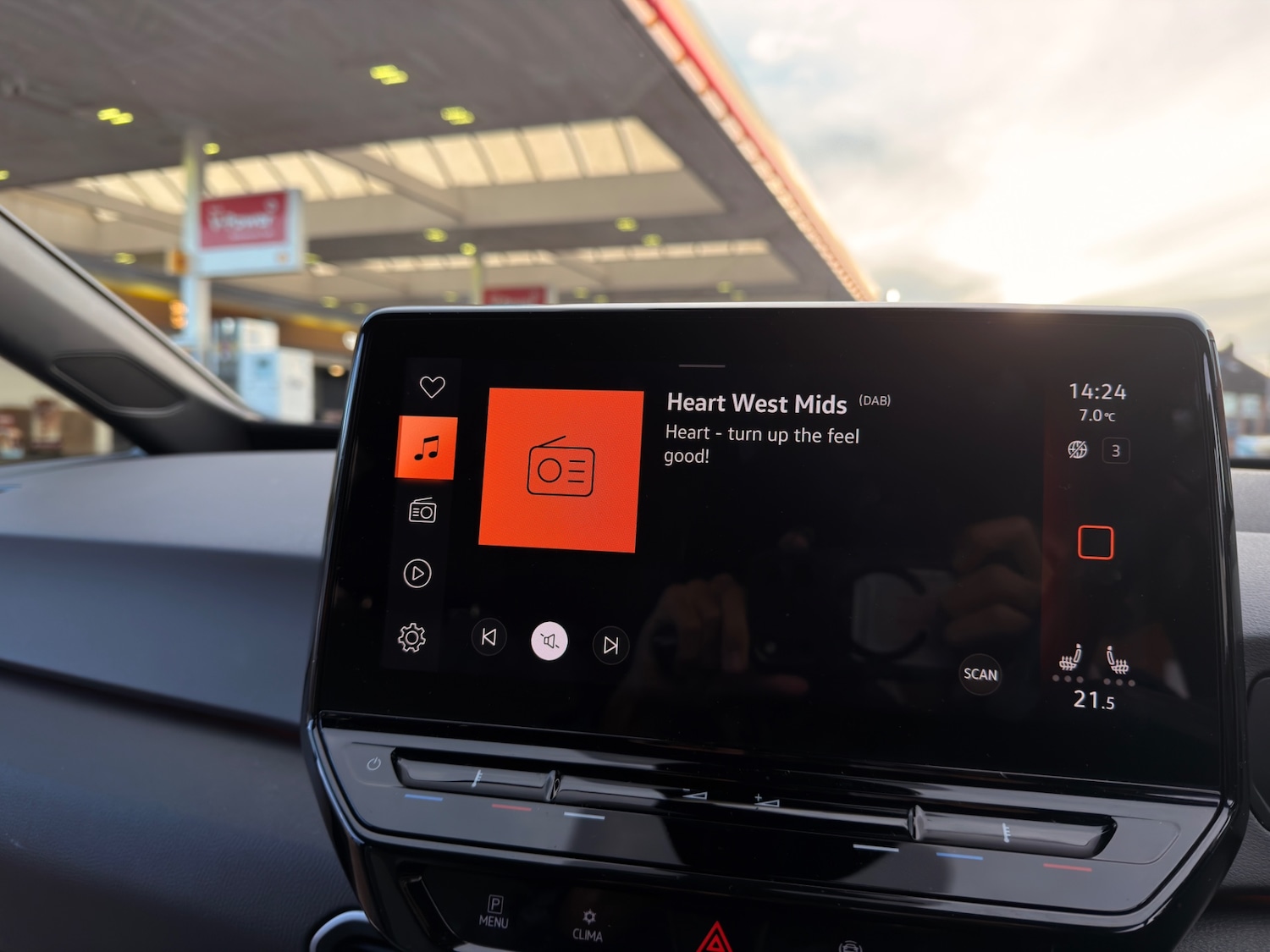 Used Volkswagen ID.3 2023 for sale - 76960742: Photo 21